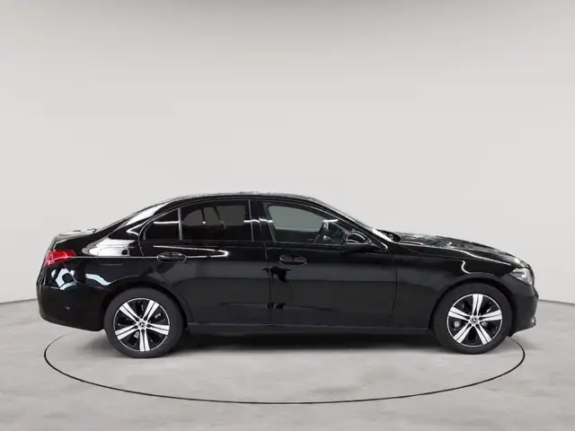 Mercedes-Benz C-Class view 3