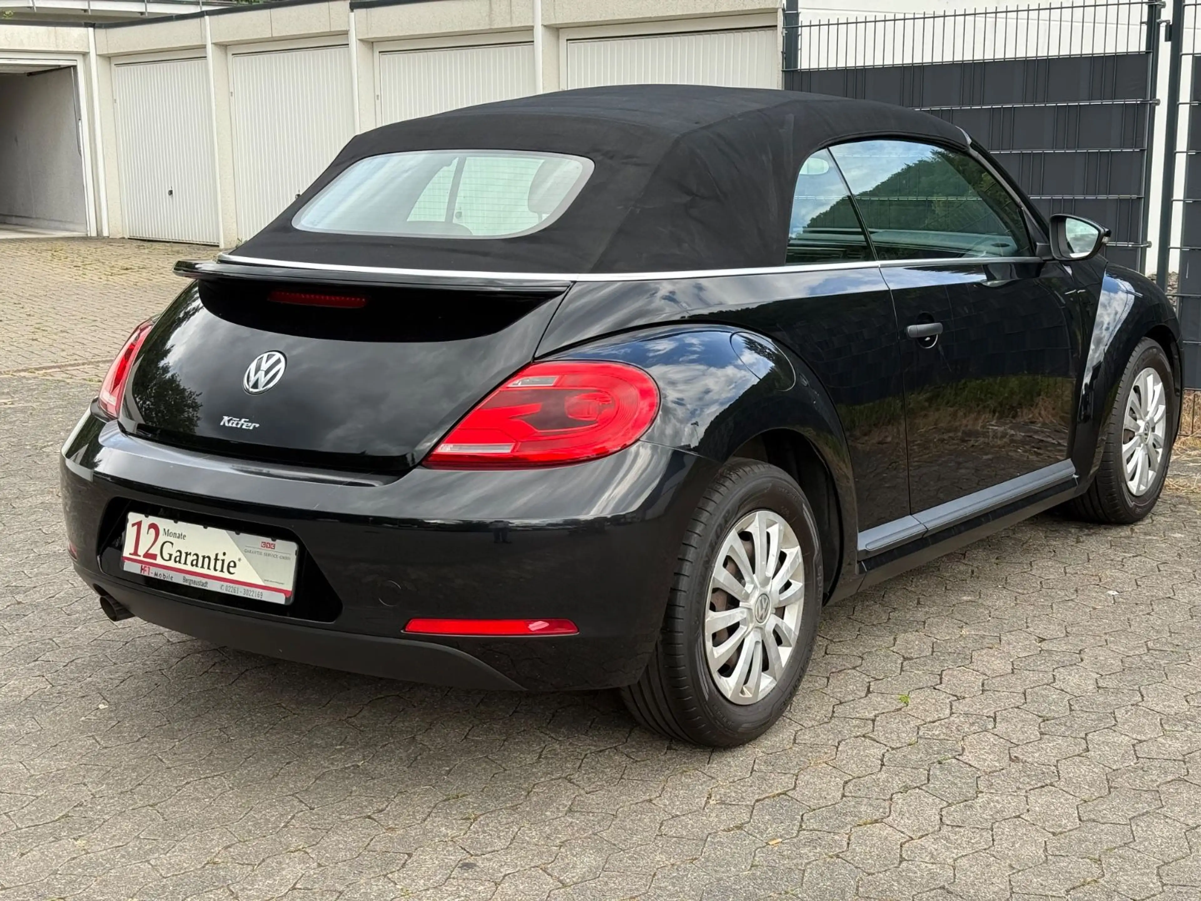 Volkswagen Beetle Cabriolet Basis BMT 1.Hand — photo 9