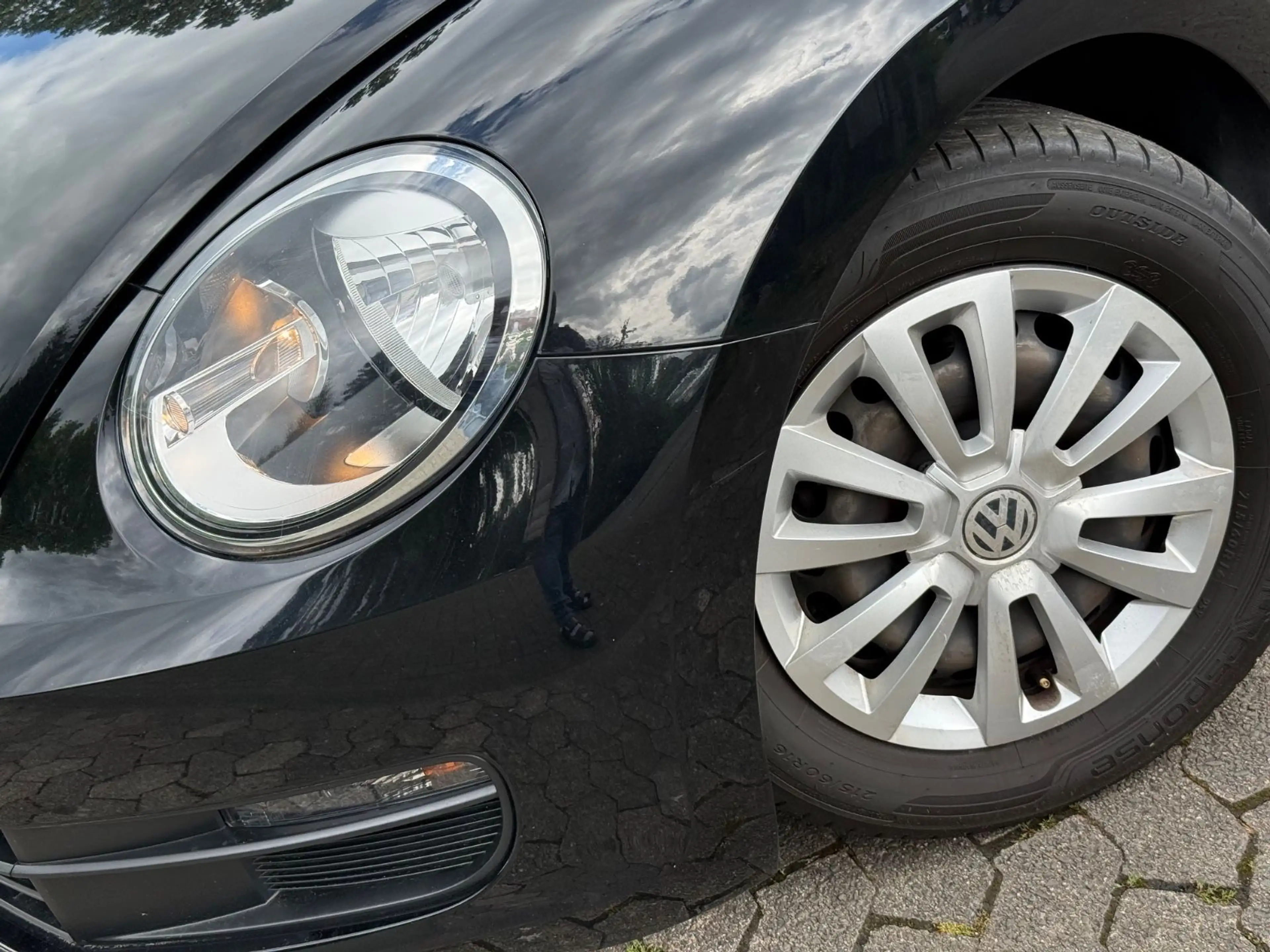 Volkswagen Beetle Cabriolet Basis BMT 1.Hand — photo 4