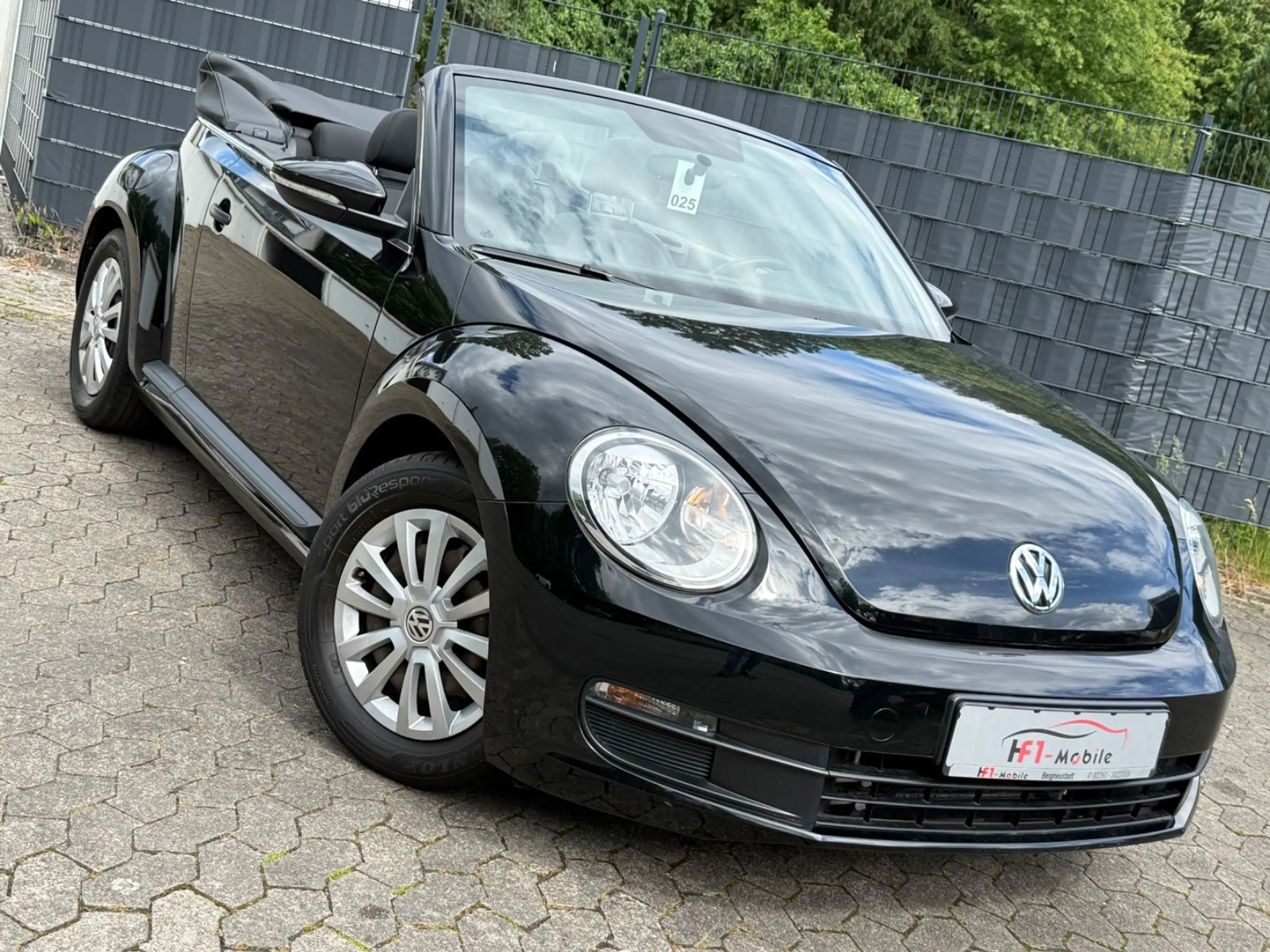 Volkswagen Beetle Cabriolet Basis BMT 1.Hand