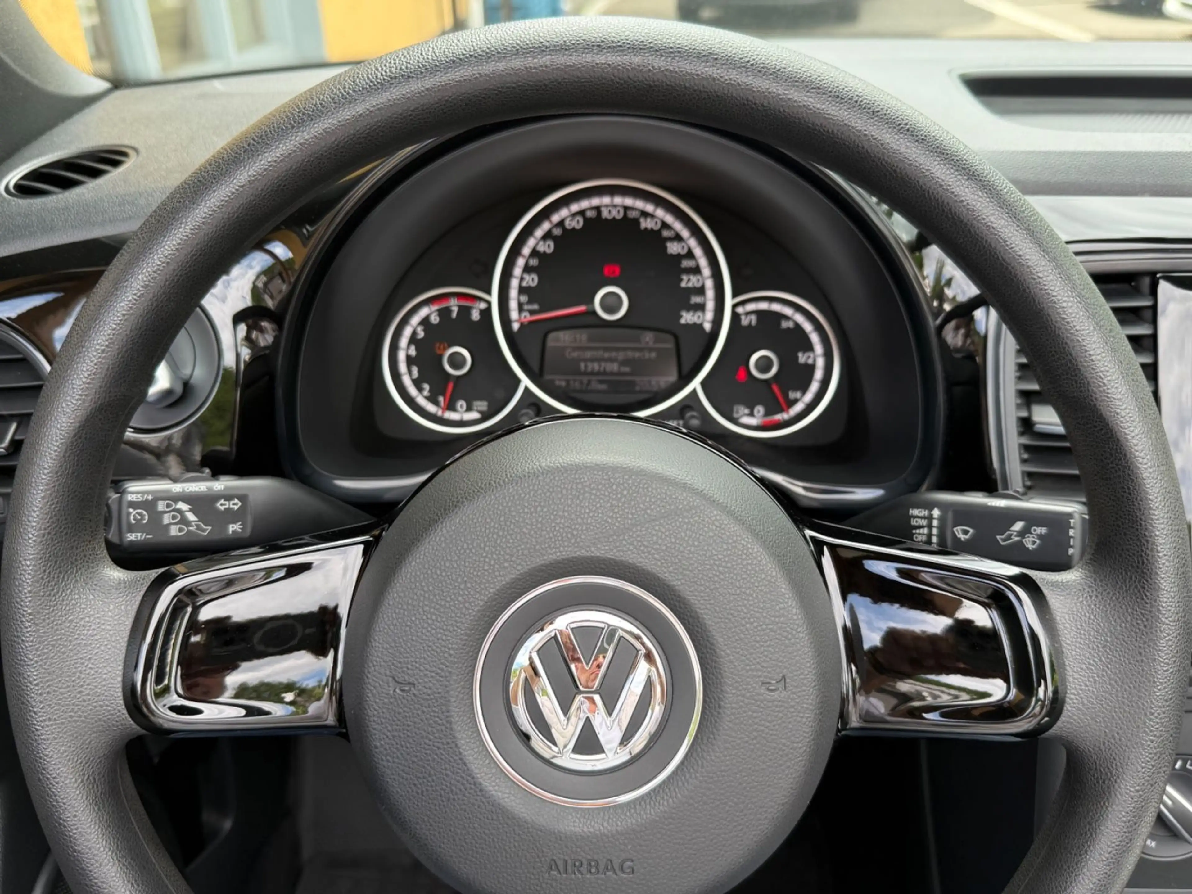 Volkswagen Beetle Cabriolet Basis BMT 1.Hand — photo 15