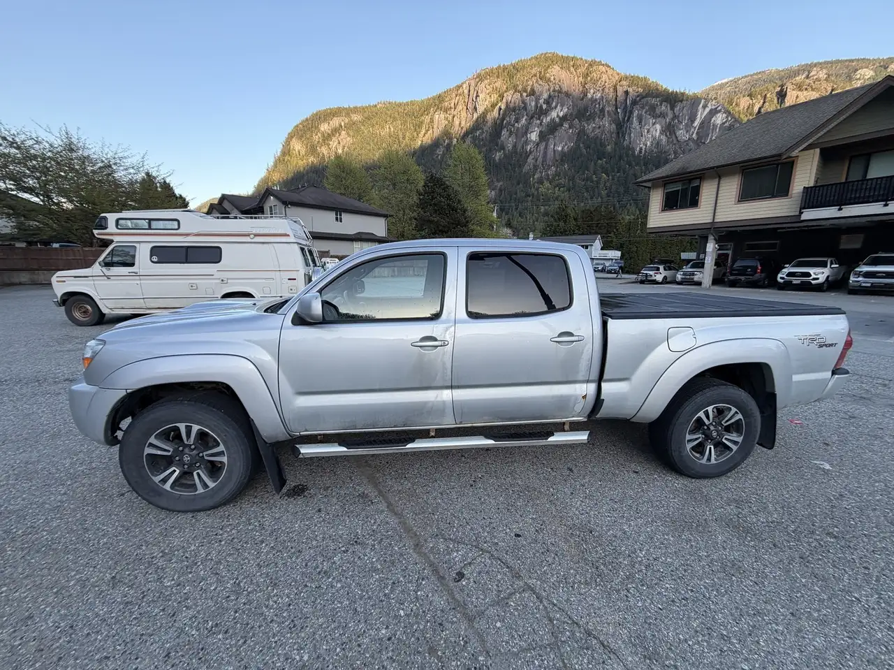 Toyota Tacoma снимка Toyota Tacoma