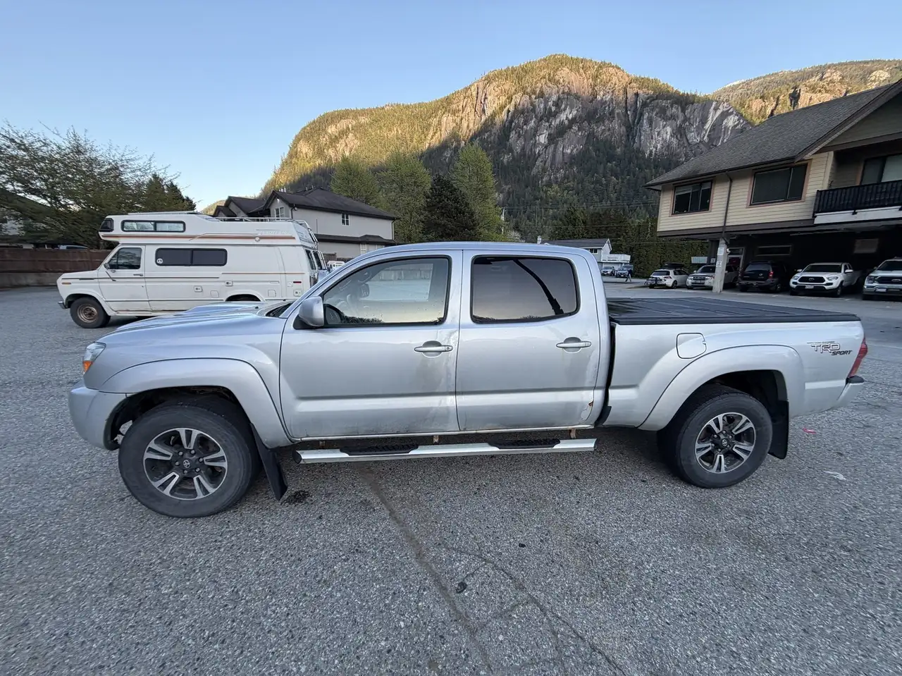 Toyota Tacoma снимка Toyota Tacoma