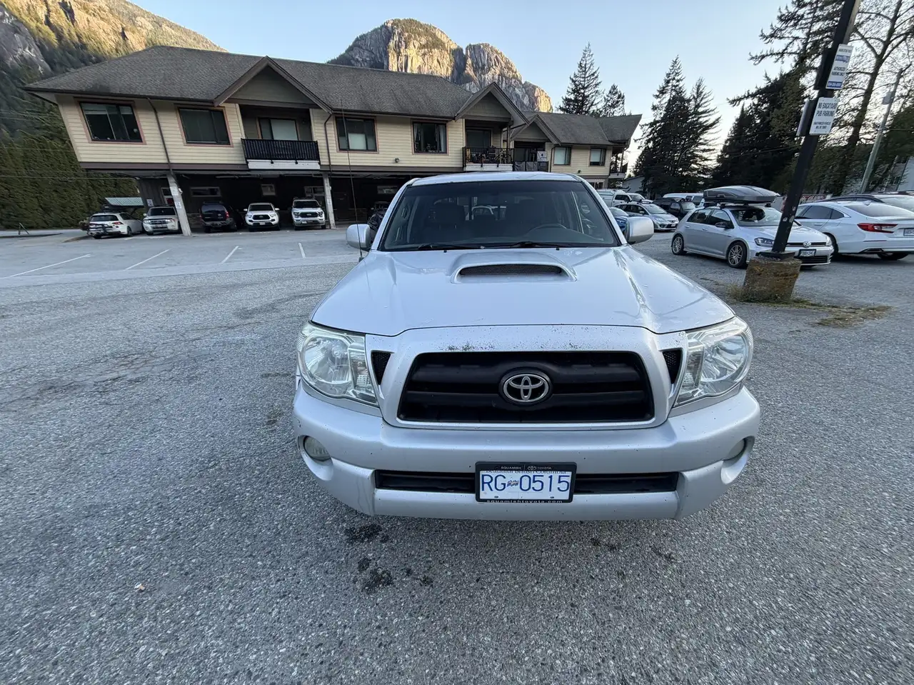 Toyota Tacoma снимка Toyota Tacoma