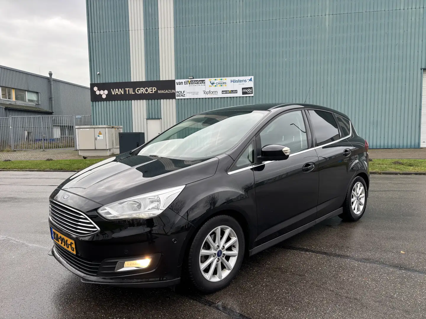 Ford C-Max 1.0i Eco-Boost Titanium 6-Bak 126 PK. Prachtige en Zwart - 1