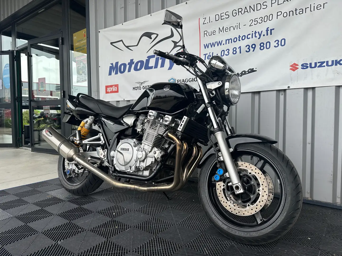 Yamaha XJR 1300 - 1