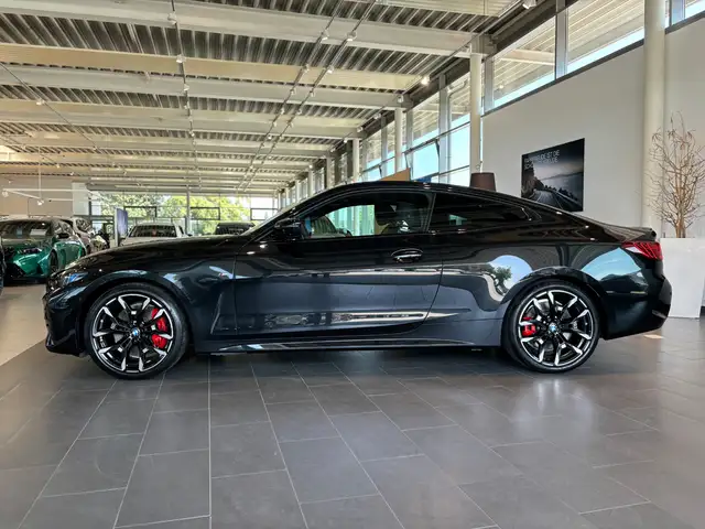 BMW 4 Series view 7