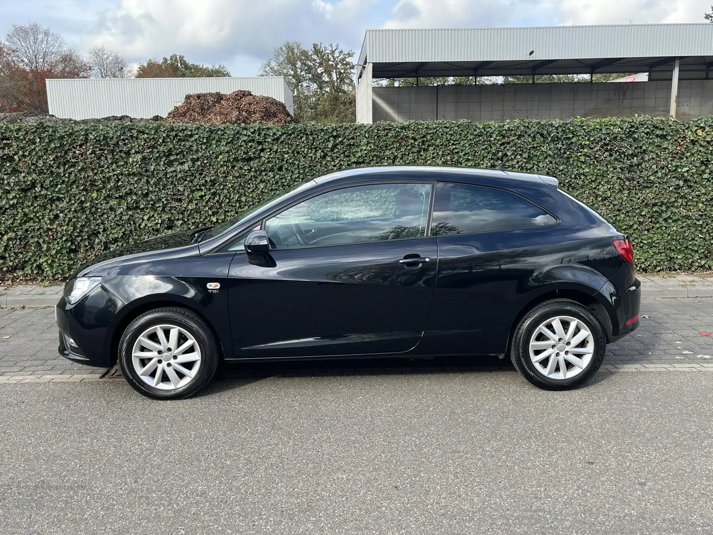 SEAT Ibiza SC 1.2 TSI Sport * Airco * Carplay * Cruise * Gara Zwart - 2