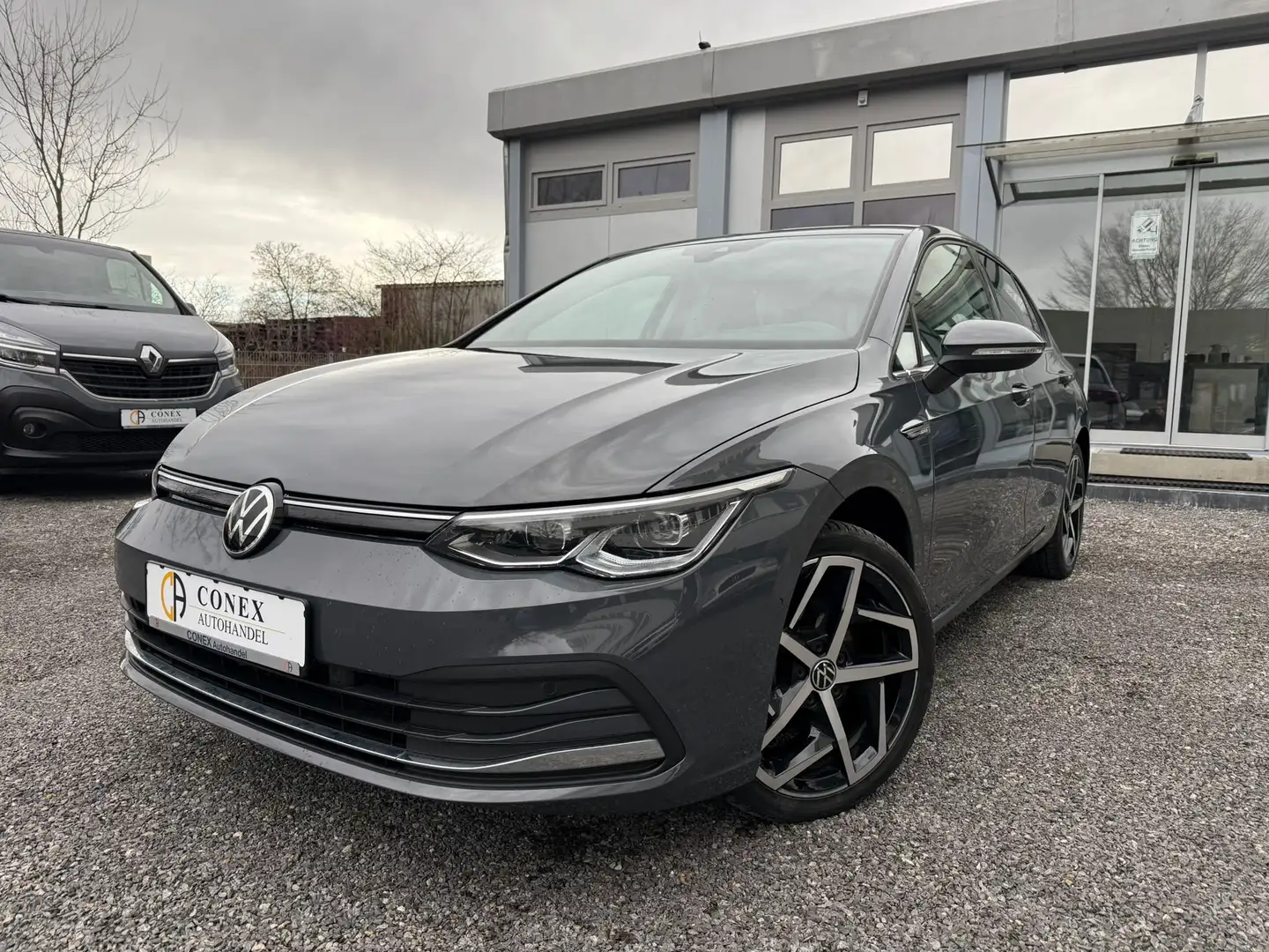 Volkswagen Golf GTE Golf VIII 1.5 eTSI DSG Mildhybrid *VIRTUAL*MATRIX Grau - 1