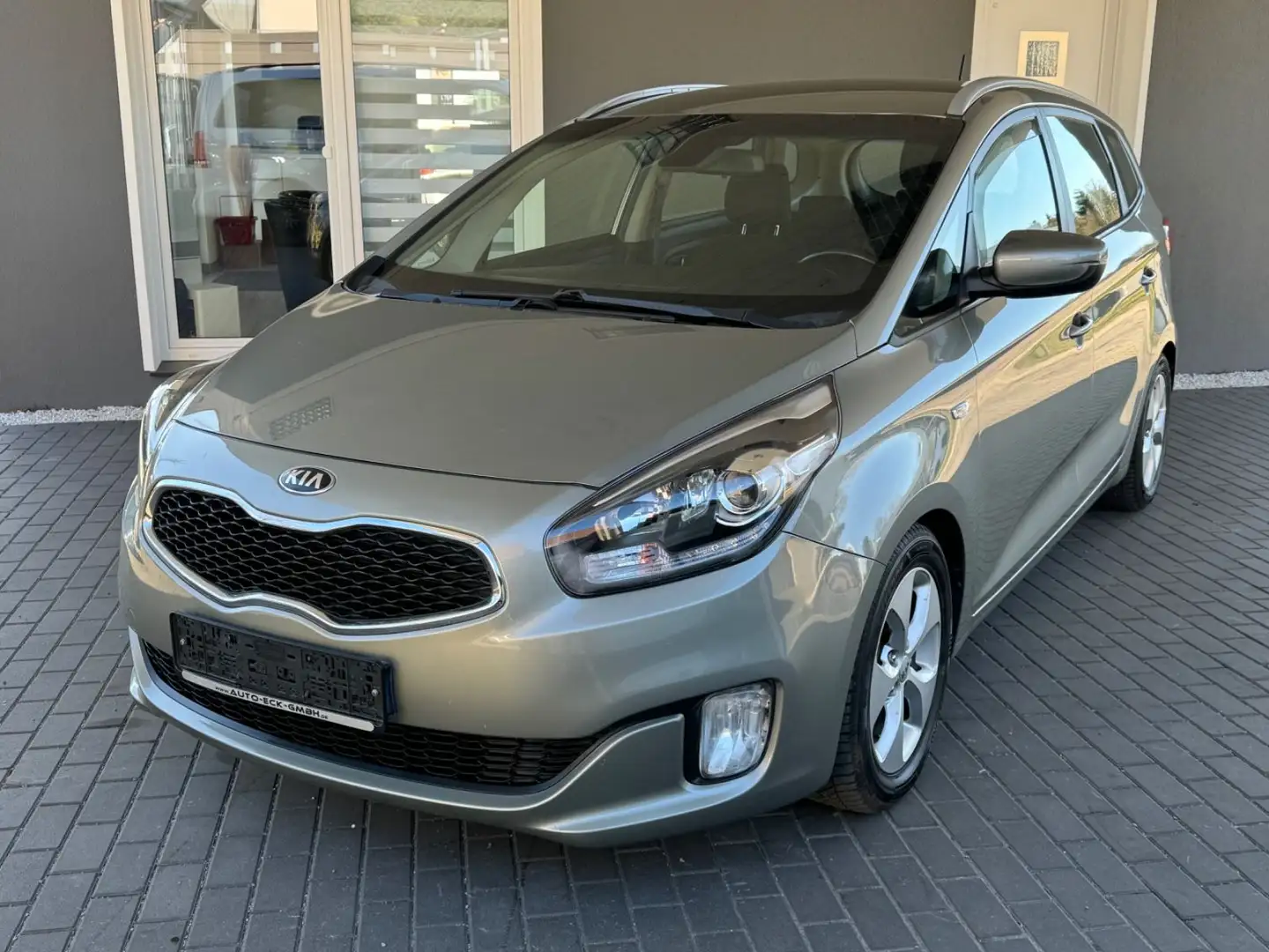 Kia Carens 1.6 GDI Edition  / AHK/ PDC/ Sound Stříbrná - 1