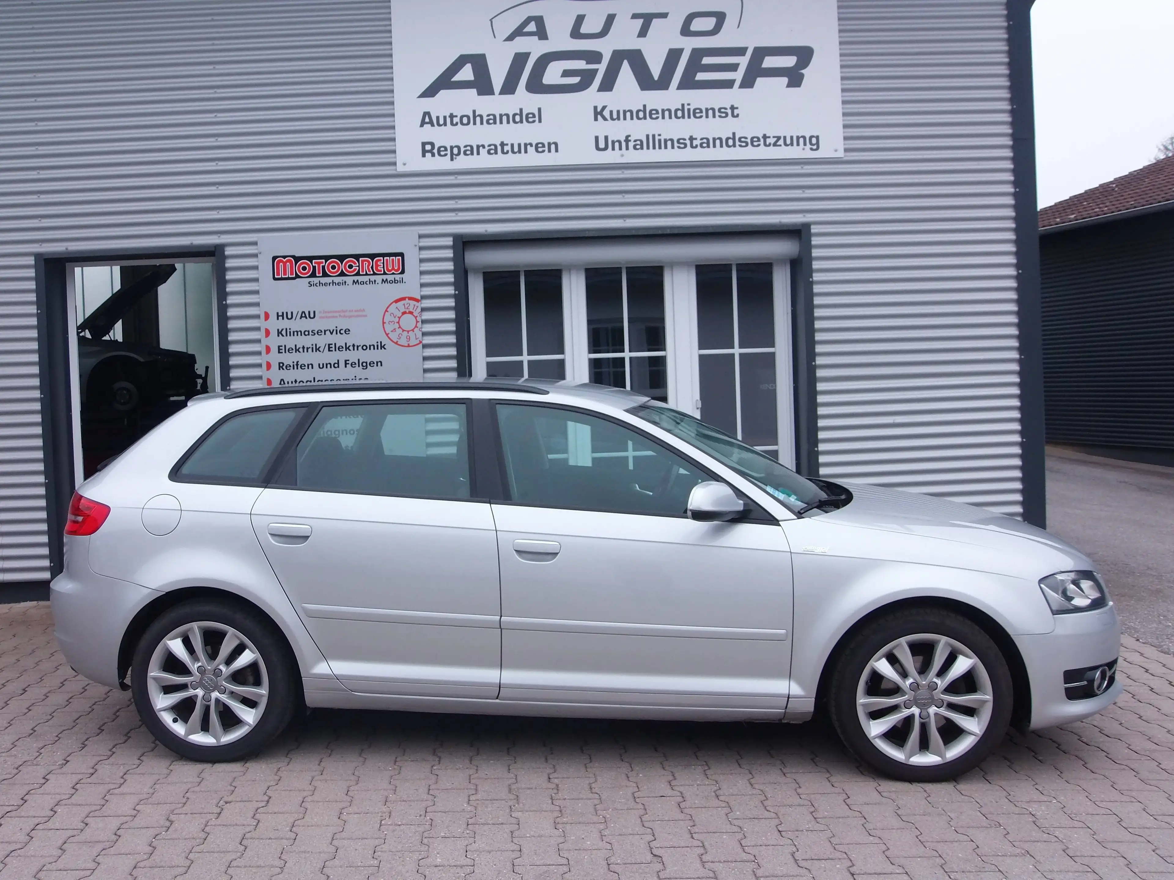 Audi A3 1.4 TFSI Attraction 82 000 KM — photo 2