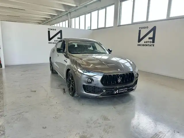 Maserati Levante MHEV 330CV AWD GT ULTIMA