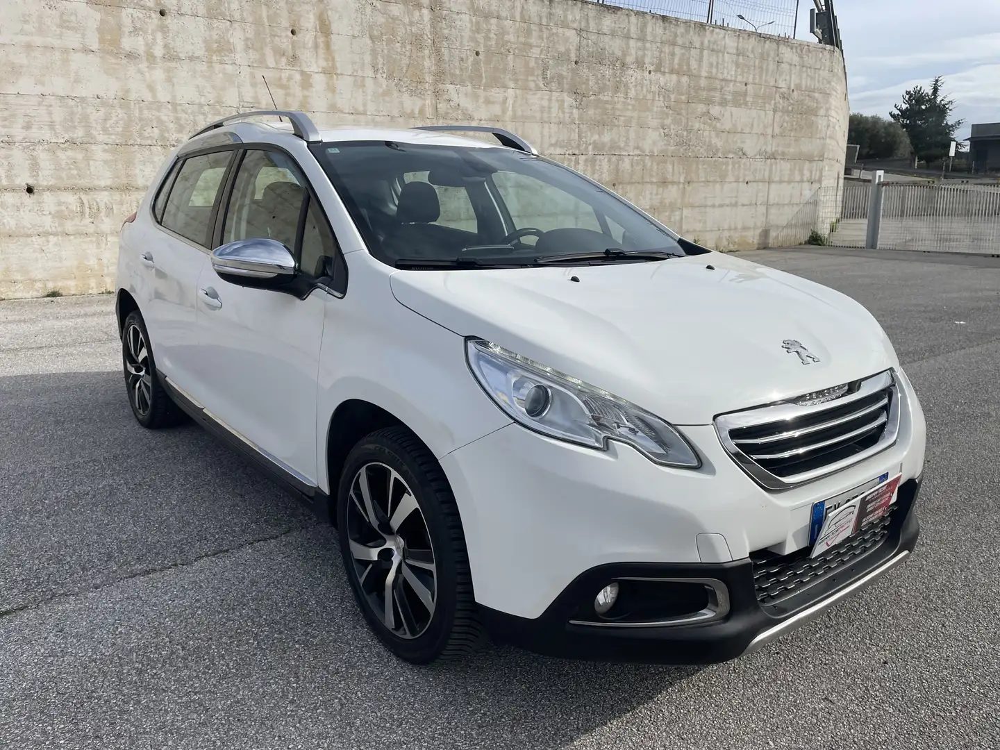 Peugeot 2008 1.6 e-hdi 8v Allure s&s 92cv - 2