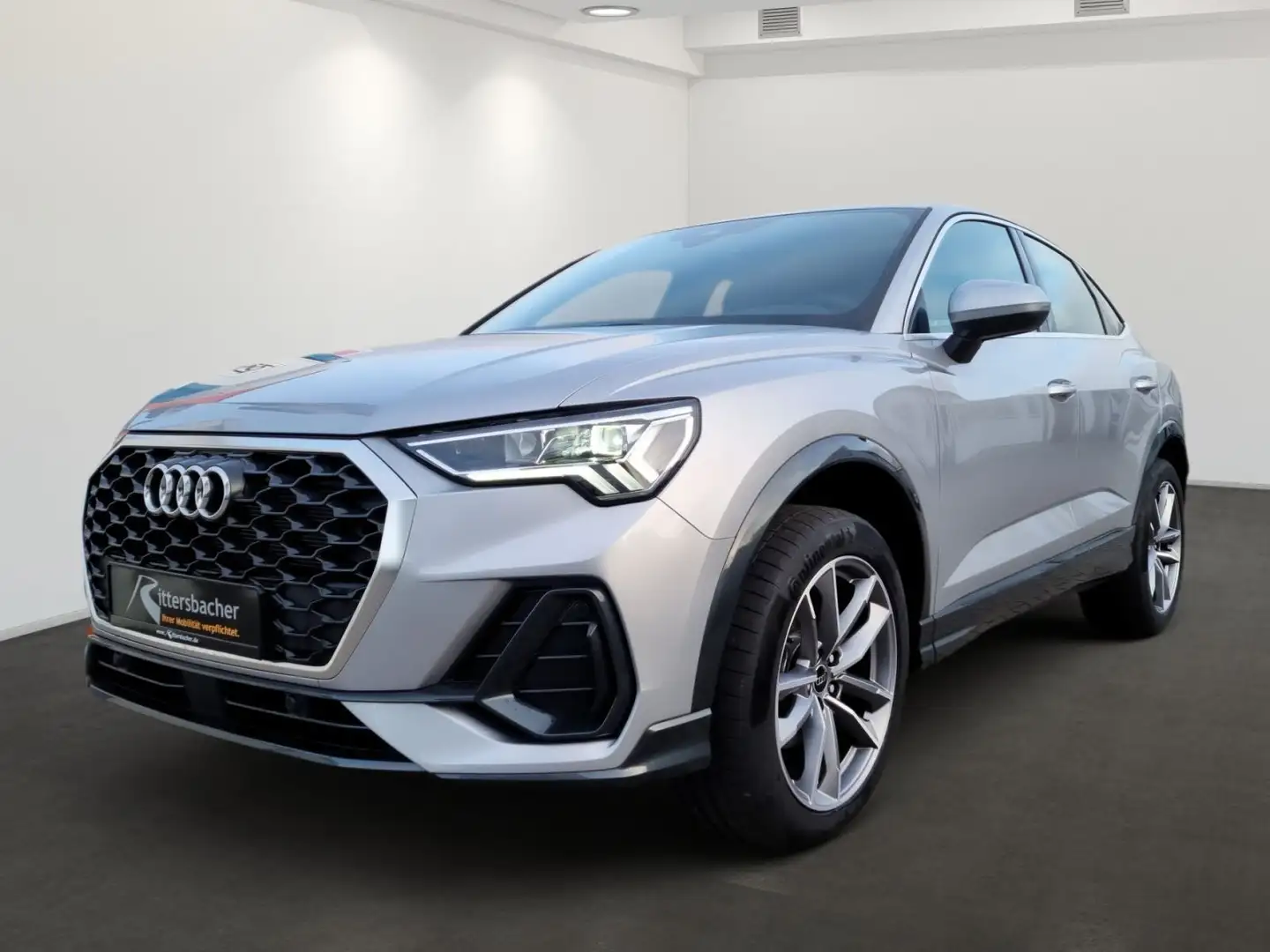 Audi Q3 35 TFSI LED Scheinw. Rückf.kamera M Silber - 2