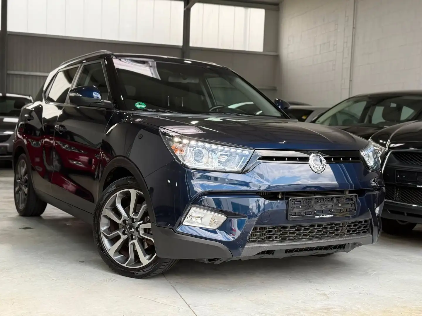 SsangYong Tivoli 1.6  4WD Automatik Kamera Синій - 2