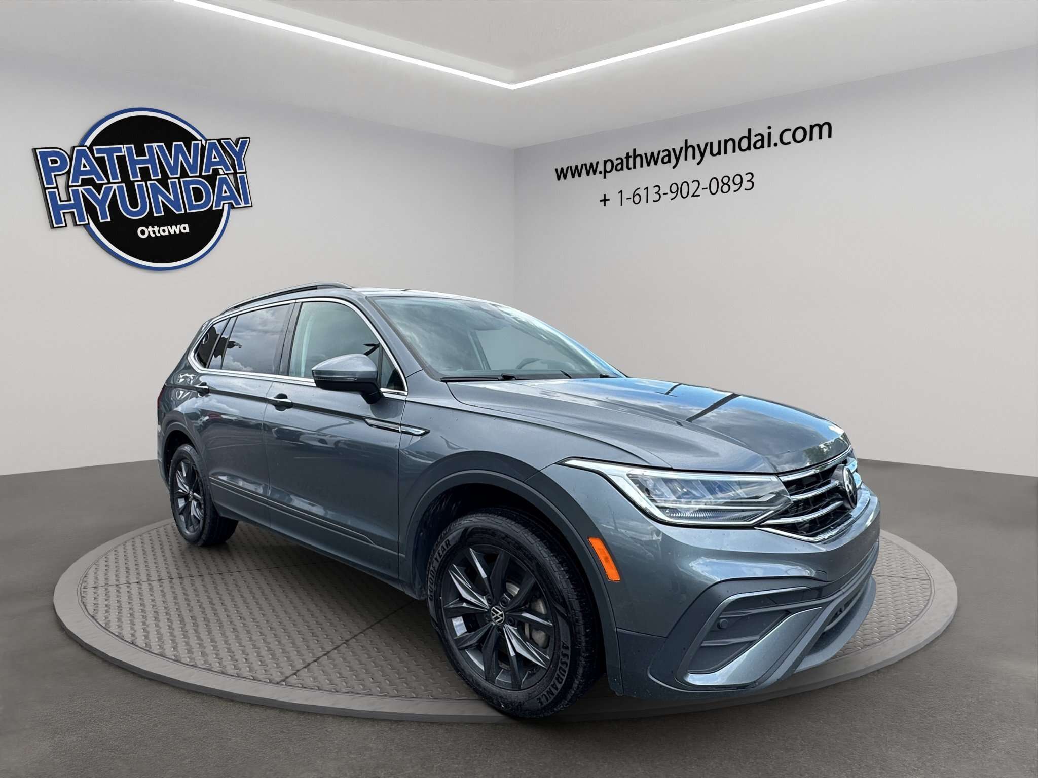 2024 Volkswagen Tiguan Comfortline | Reverse Cam | Heated Seats