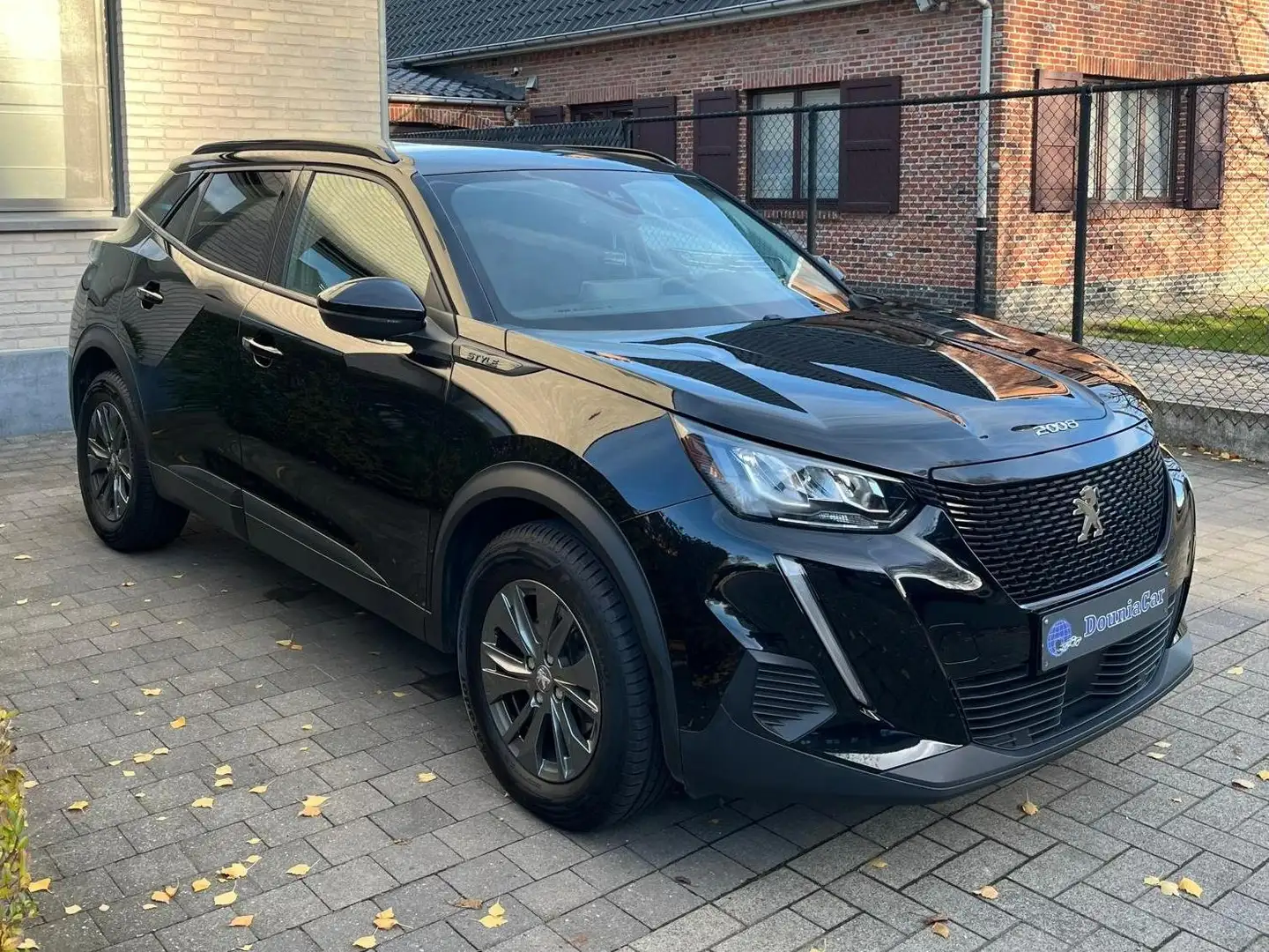 Peugeot 2008 2008 PureTech 100 Stop Noir - 1