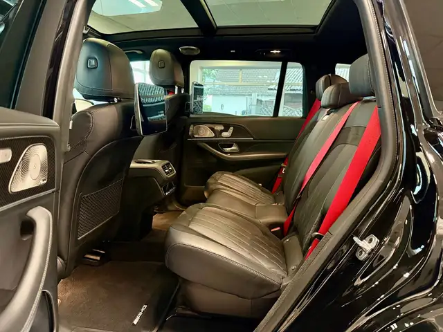 Mercedes-Benz GLS view 9