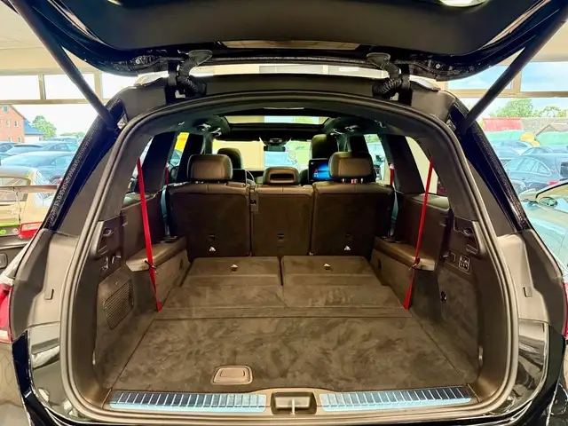 Mercedes-Benz GLS view 14