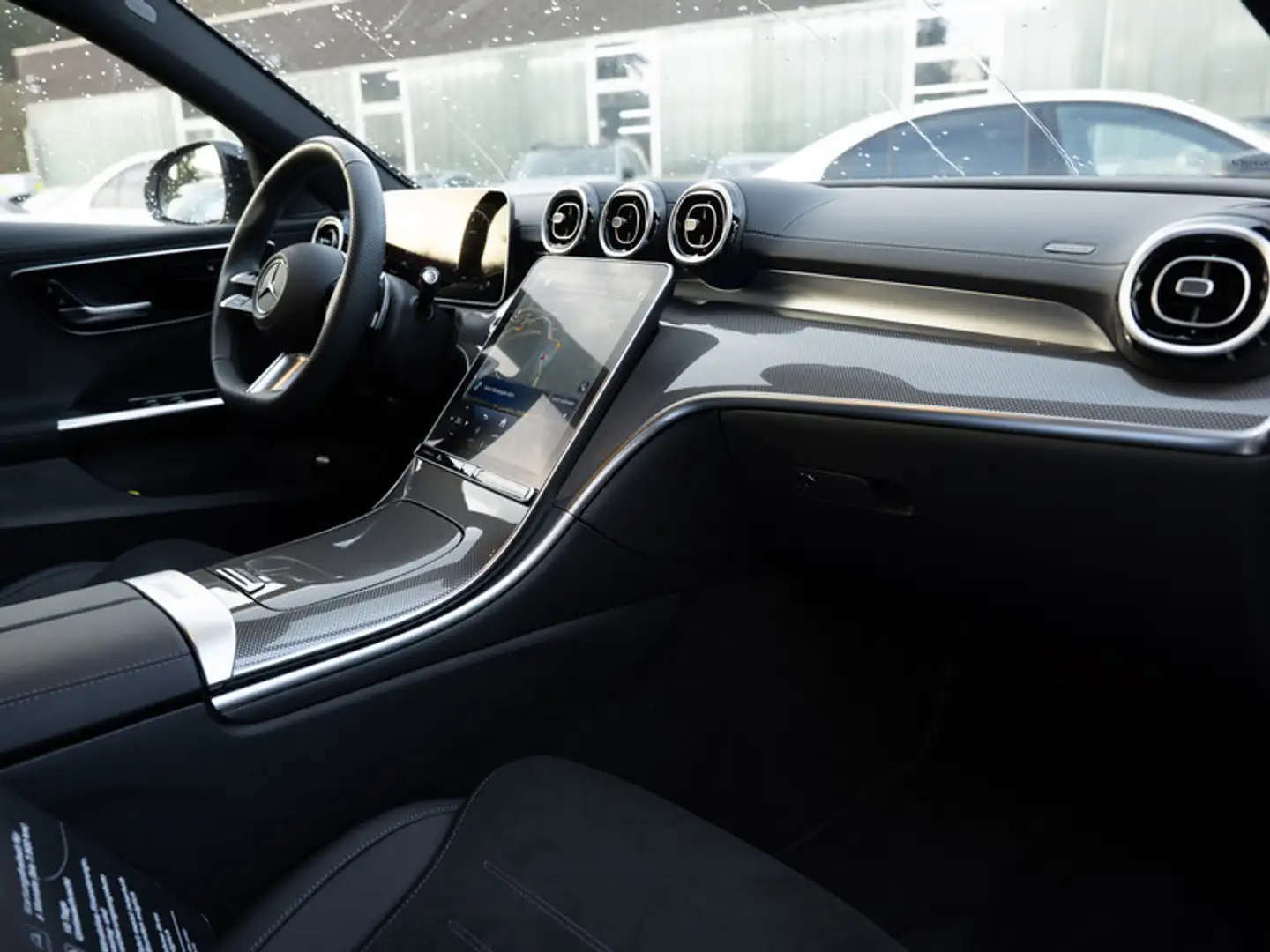 Mercedes-Benz C 180 AMG-Sport/LED/Cam/Night/Totw/Ambiente/18' Weiß - 2