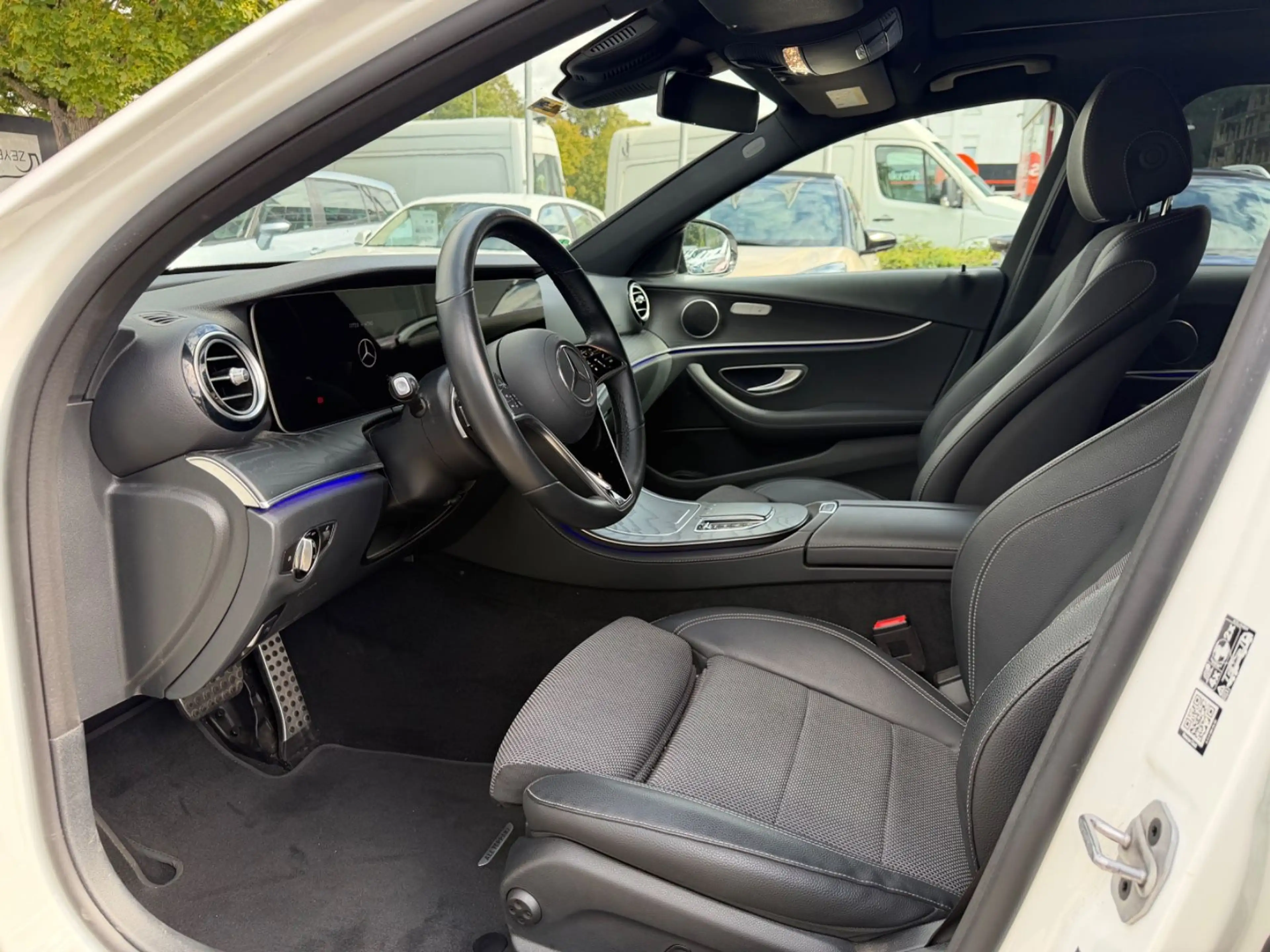 Mercedes-Benz E 400 D E T /All-Terrain /4M/360/SHZ/NAVIAHK — photo 14