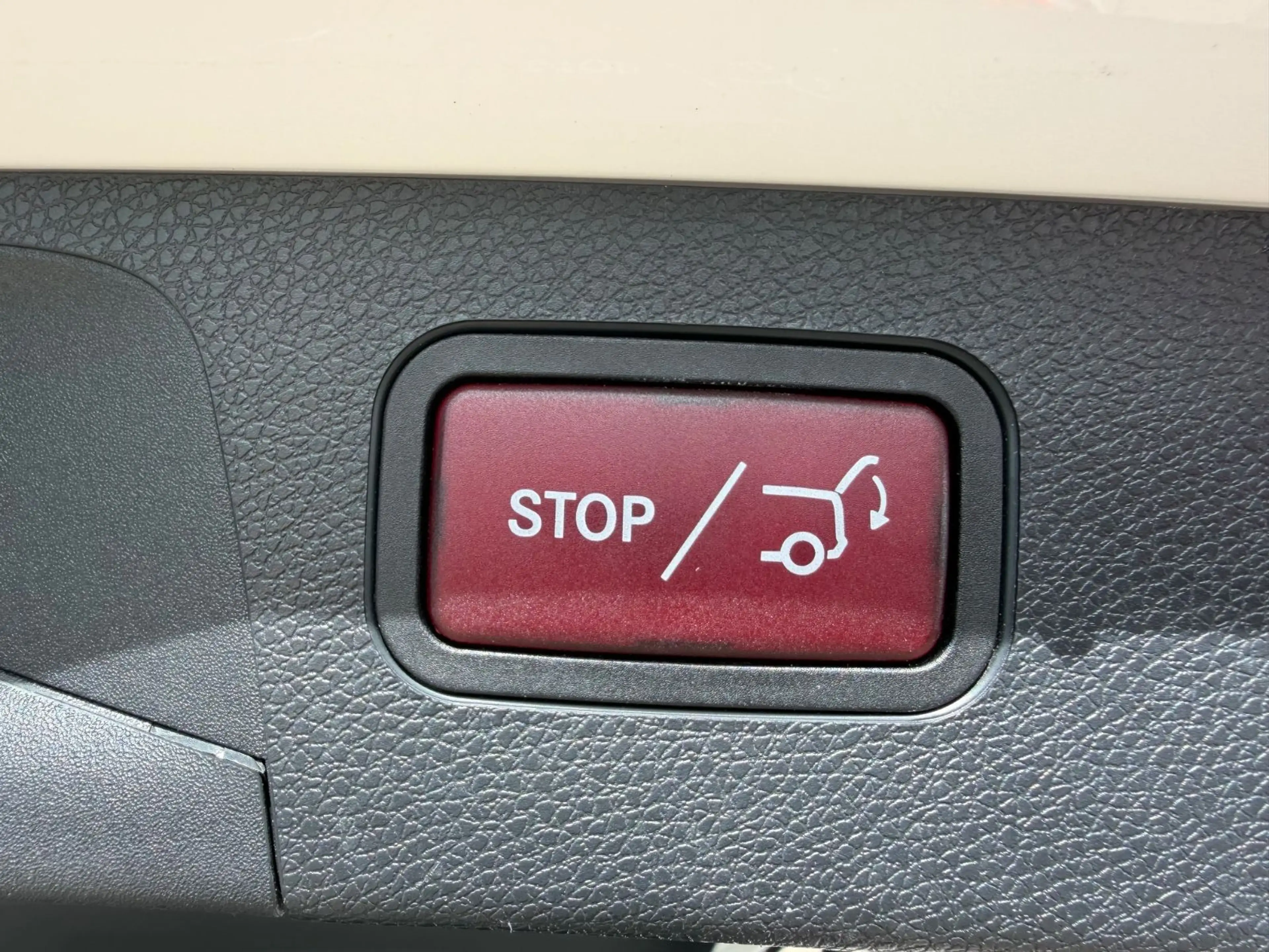 Mercedes-Benz E 400 D E T /All-Terrain /4M/360/SHZ/NAVIAHK — photo 13