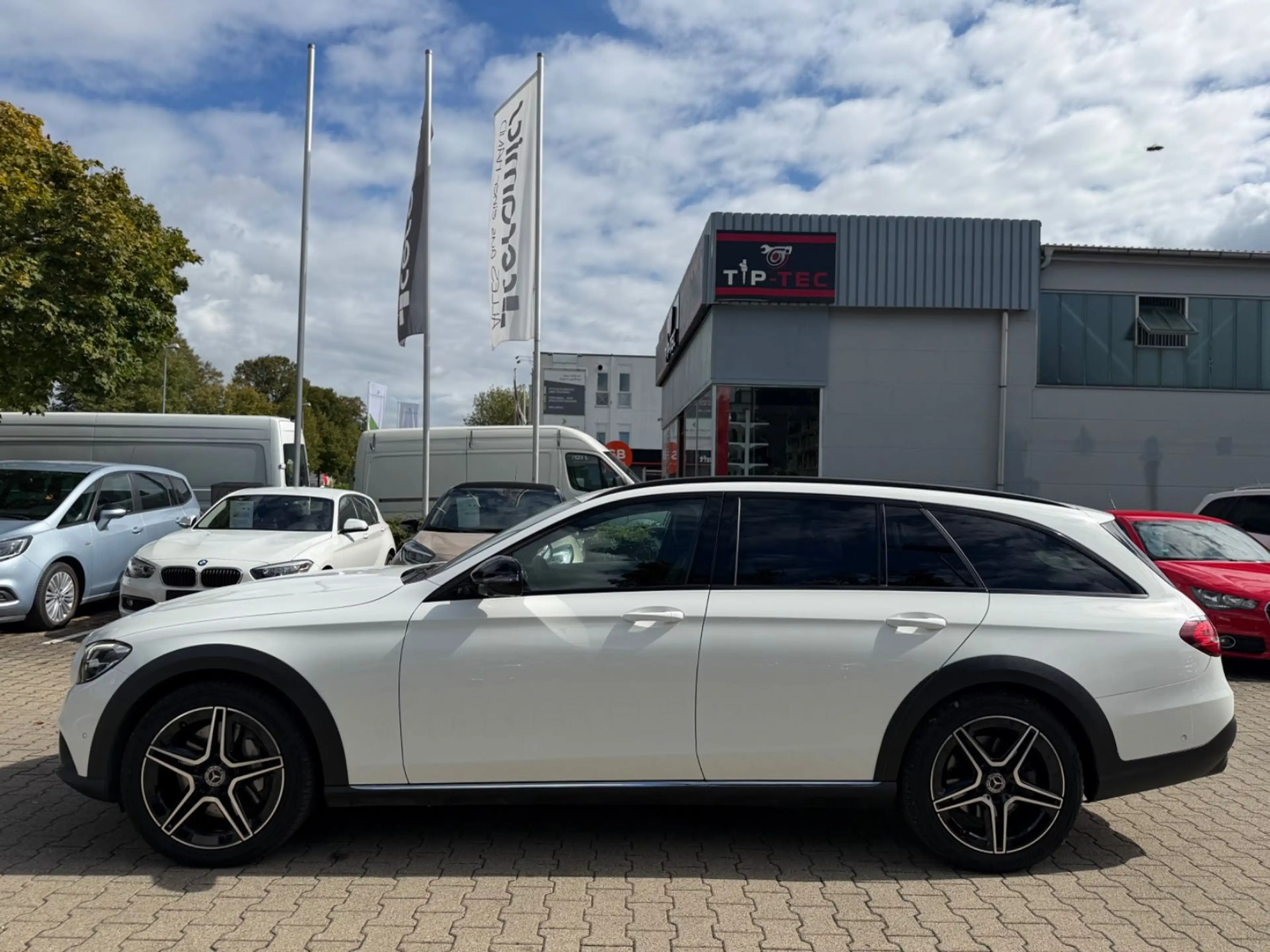 Mercedes-Benz E 400 D E T /All-Terrain /4M/360/SHZ/NAVIAHK — photo 5
