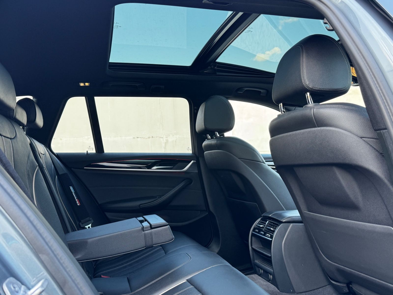 BMW 530 Touring xDrive Sport Line/Panorama/Haed-up — photo 9