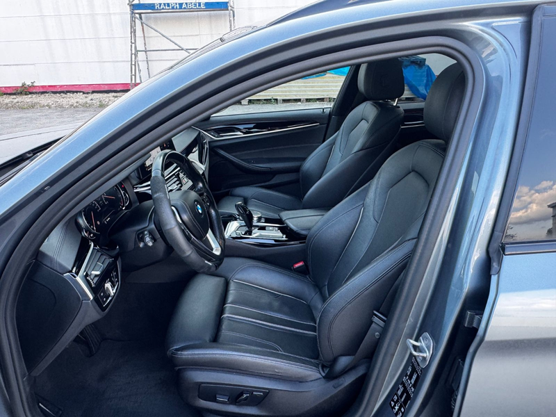 BMW 530 Touring xDrive Sport Line/Panorama/Haed-up — photo 4