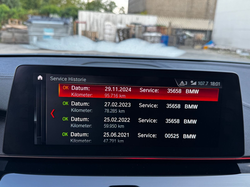 BMW 530 Touring xDrive Sport Line/Panorama/Haed-up — photo 14