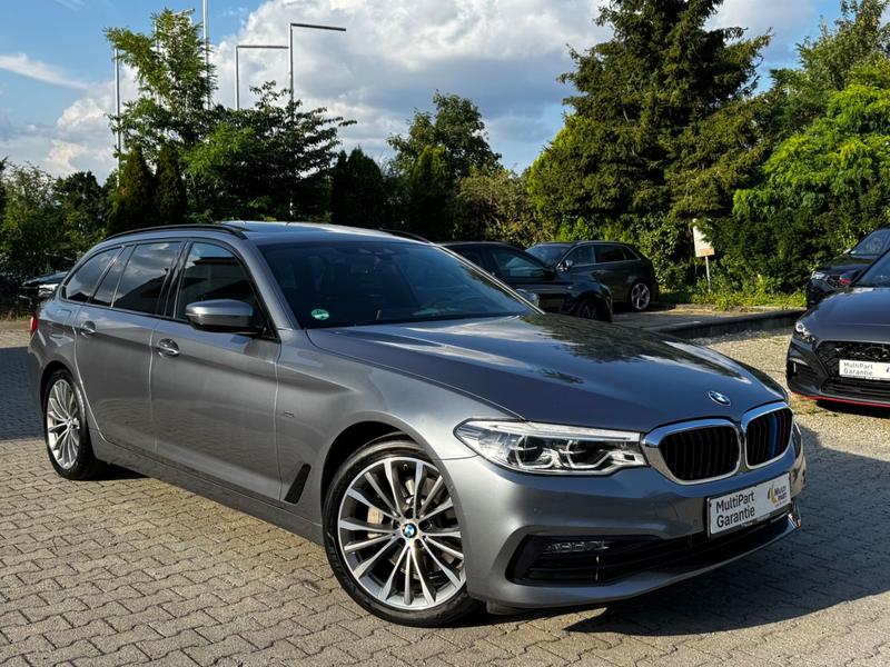 BMW 530 Touring xDrive Sport Line/Panorama/Haed-up — photo 11