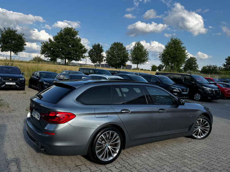 BMW 530 Touring xDrive Sport Line/Panorama/Haed-up — photo 2