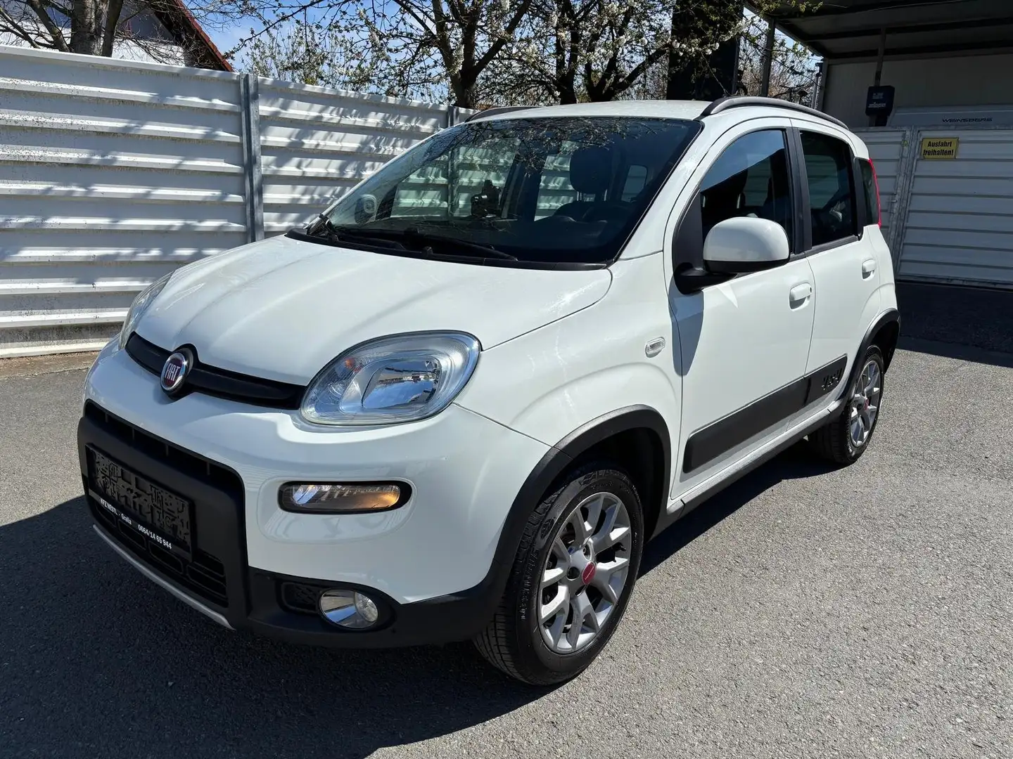 Fiat Panda TwinAir 85 4x4 Wild Weiß - 1