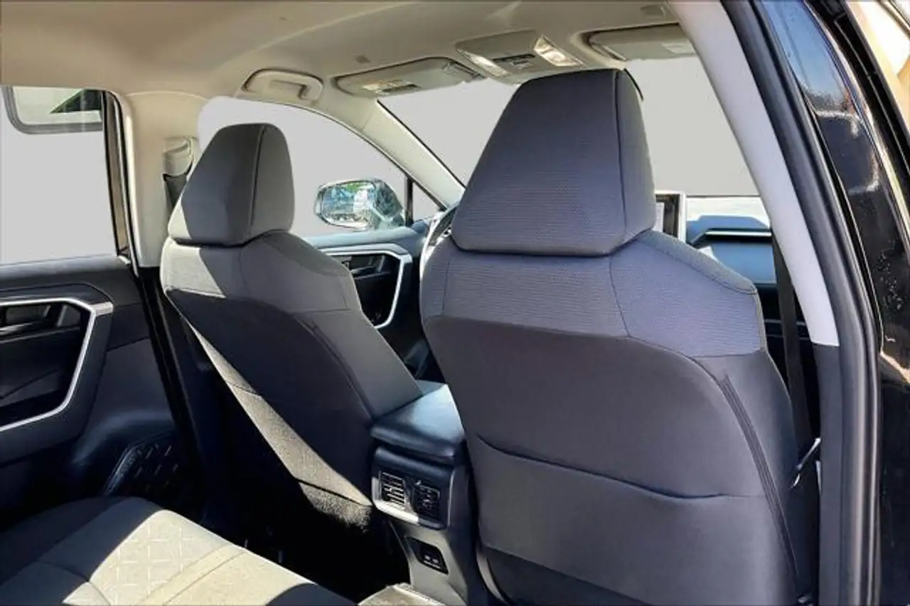 Toyota RAV 4 photo Toyota RAV 4