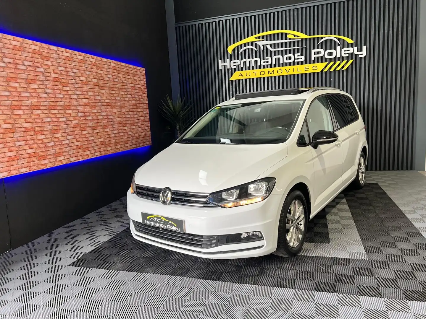 Volkswagen Touran 1.6TDI Business Edition 85kW Blanco - 1