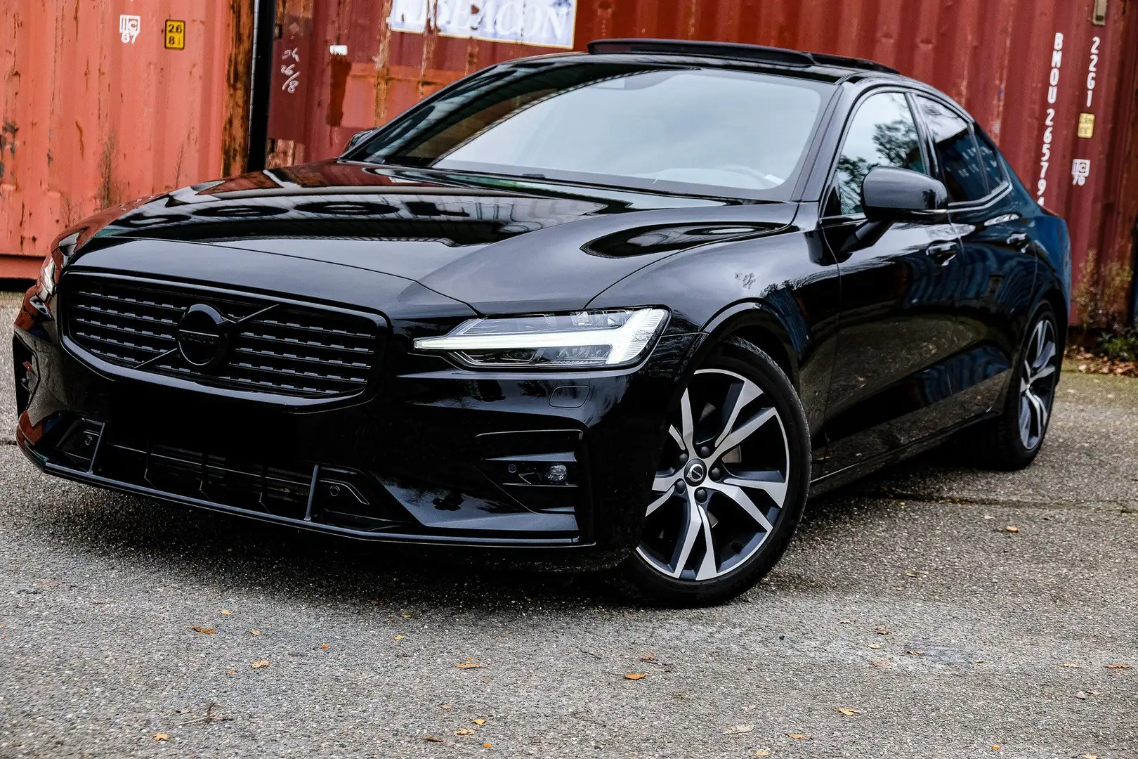 Volvo S60 B5 R-Design 250pk OpenDak Camera T5 Schwarz - 2