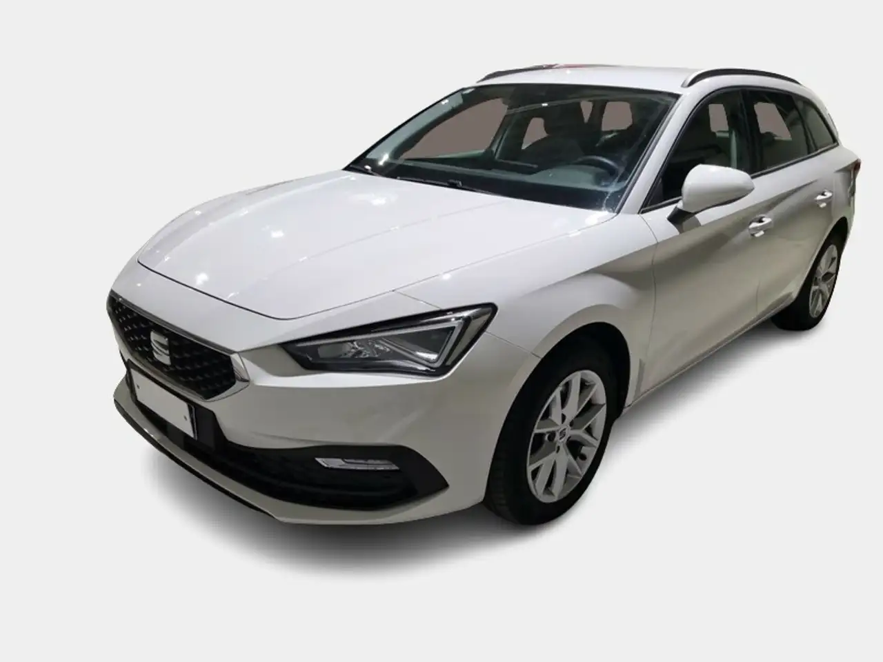SEAT Leon ST 2.0 TDI 110KW BUSINESS DSG STATION WAGON — photo 1 of 11