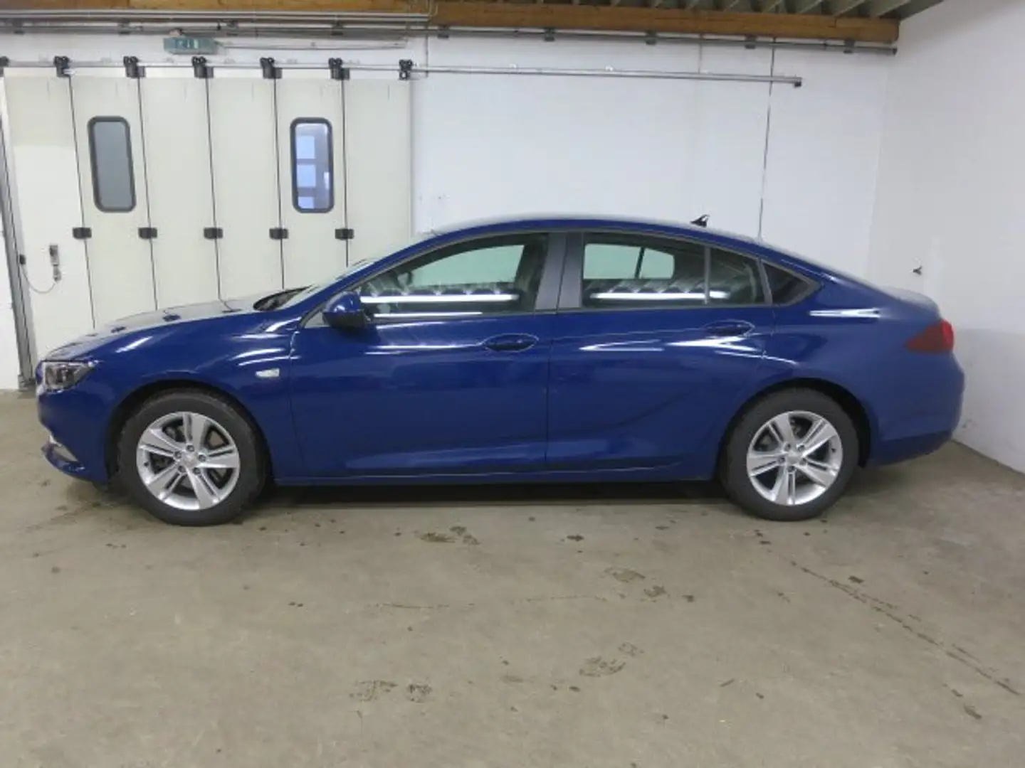 Opel Insignia 2.0 CDTI Business Edition, AHK Blau - 2