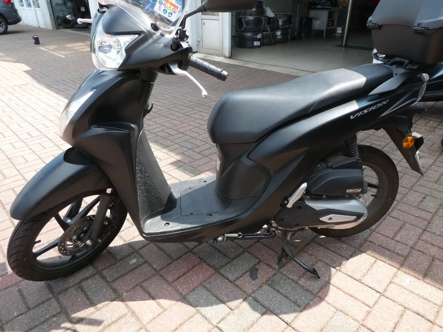 Honda Vision 110 Noir - 2