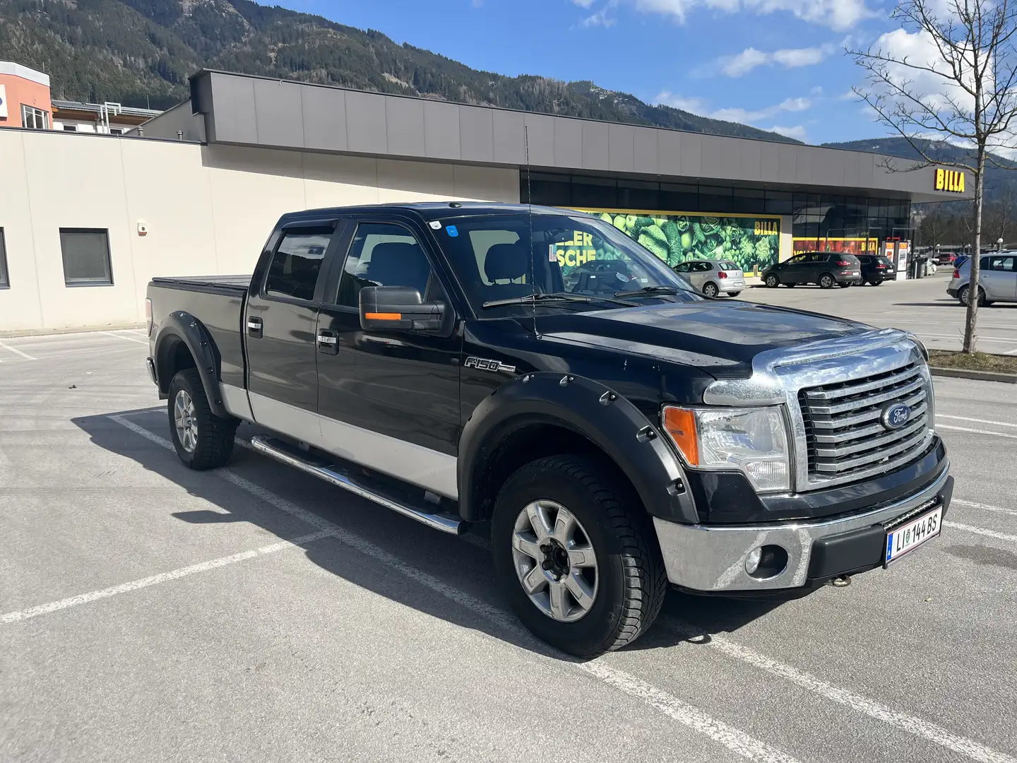 Ford F 150 XLT Flex Fuel Schwarz - 2