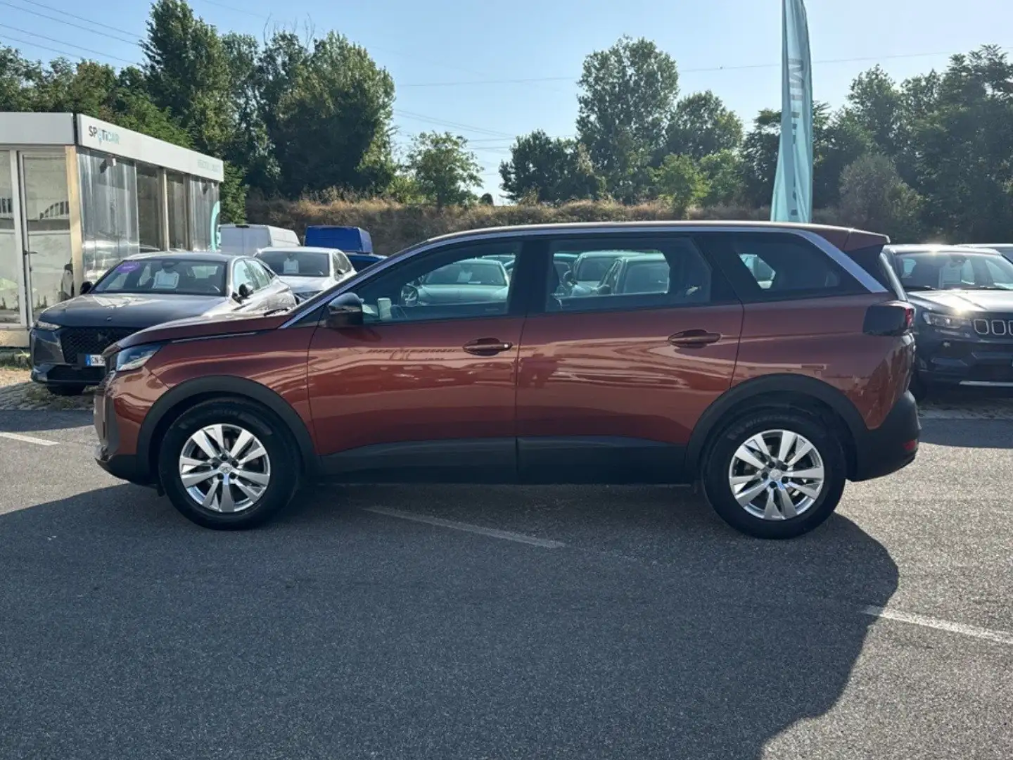 Peugeot 5008 BlueHDi 130 Active Pack EAT8 S/S aut. Braun - 2