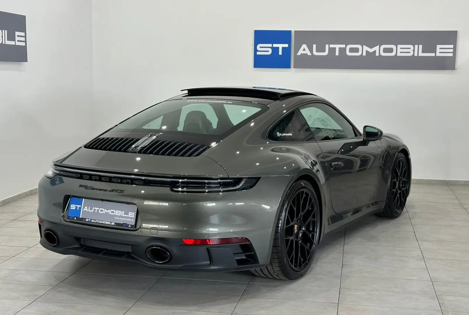 Porsche 992 Carrera GTS // LEASINGFÄHIG // MY24! Grün - 2