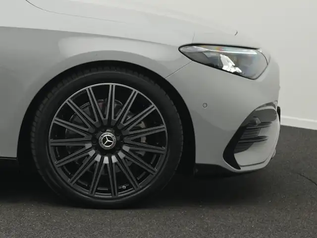 Mercedes-Benz Cla view 8