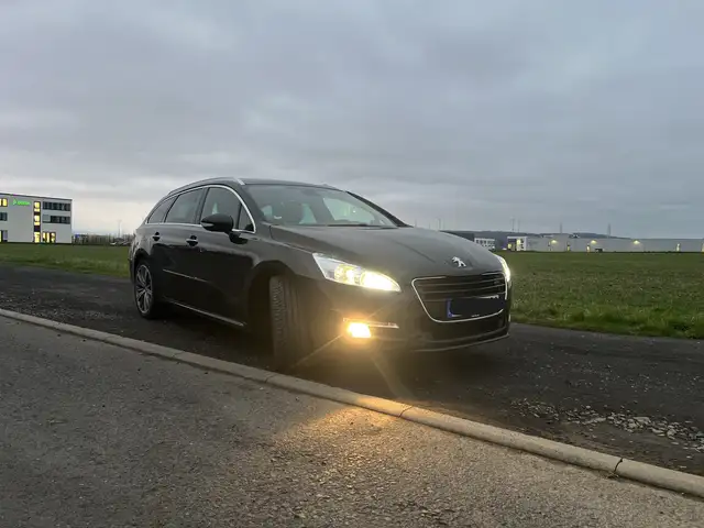 Peugeot 508 GT -1 Hand DT. Fahrzeug Top Zst. Schwarz schwarz