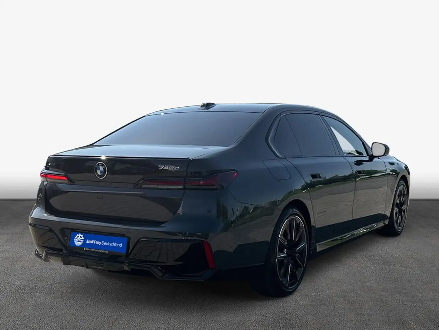 BMW 740 d xDrive Limousine M Sportpaket B&W Surround Gri - 2