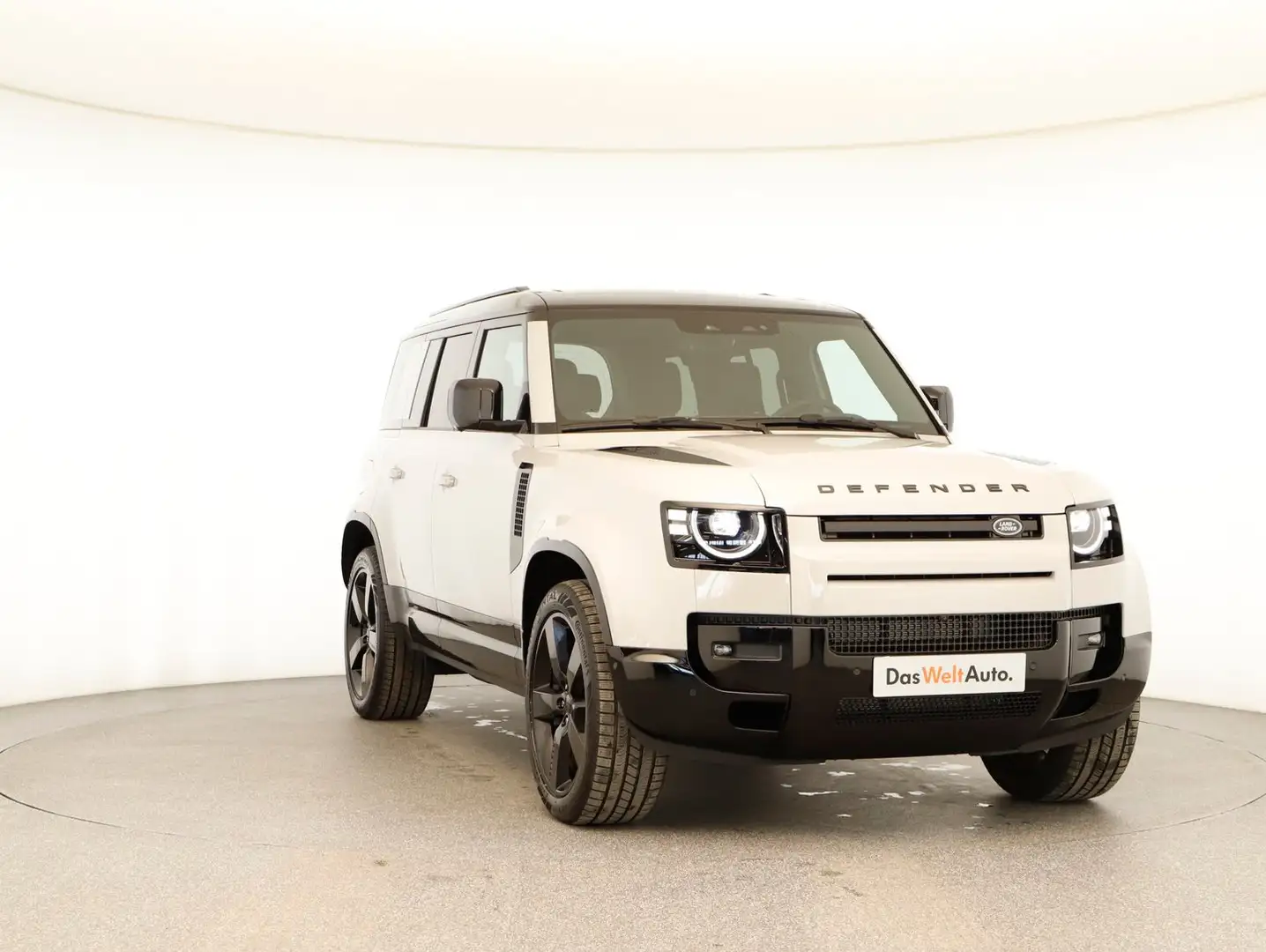 Land Rover Defender 110 X-Dynamic SE Grau - 2
