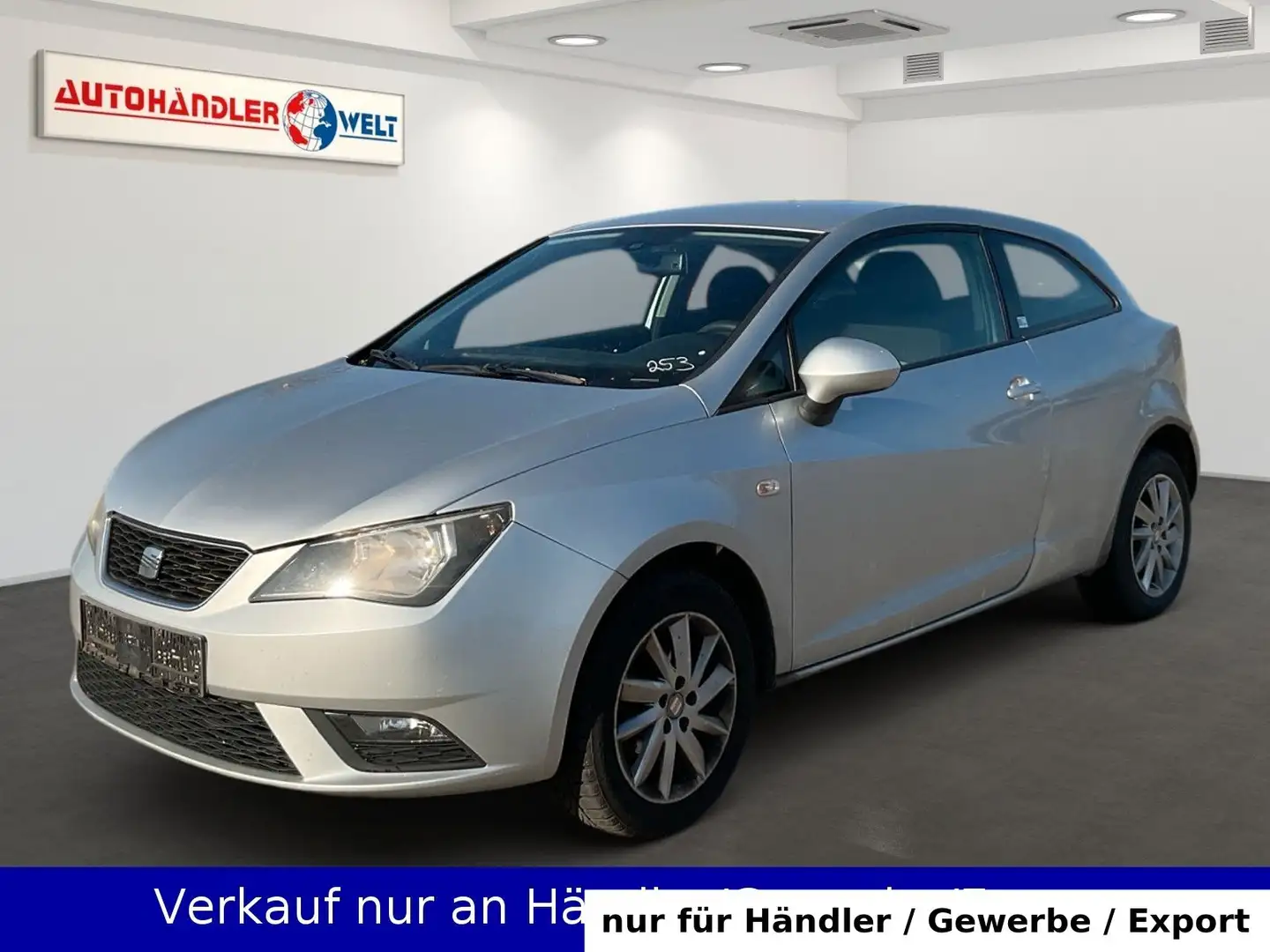 SEAT Ibiza SC 1.2 TDI Style Silber - 1