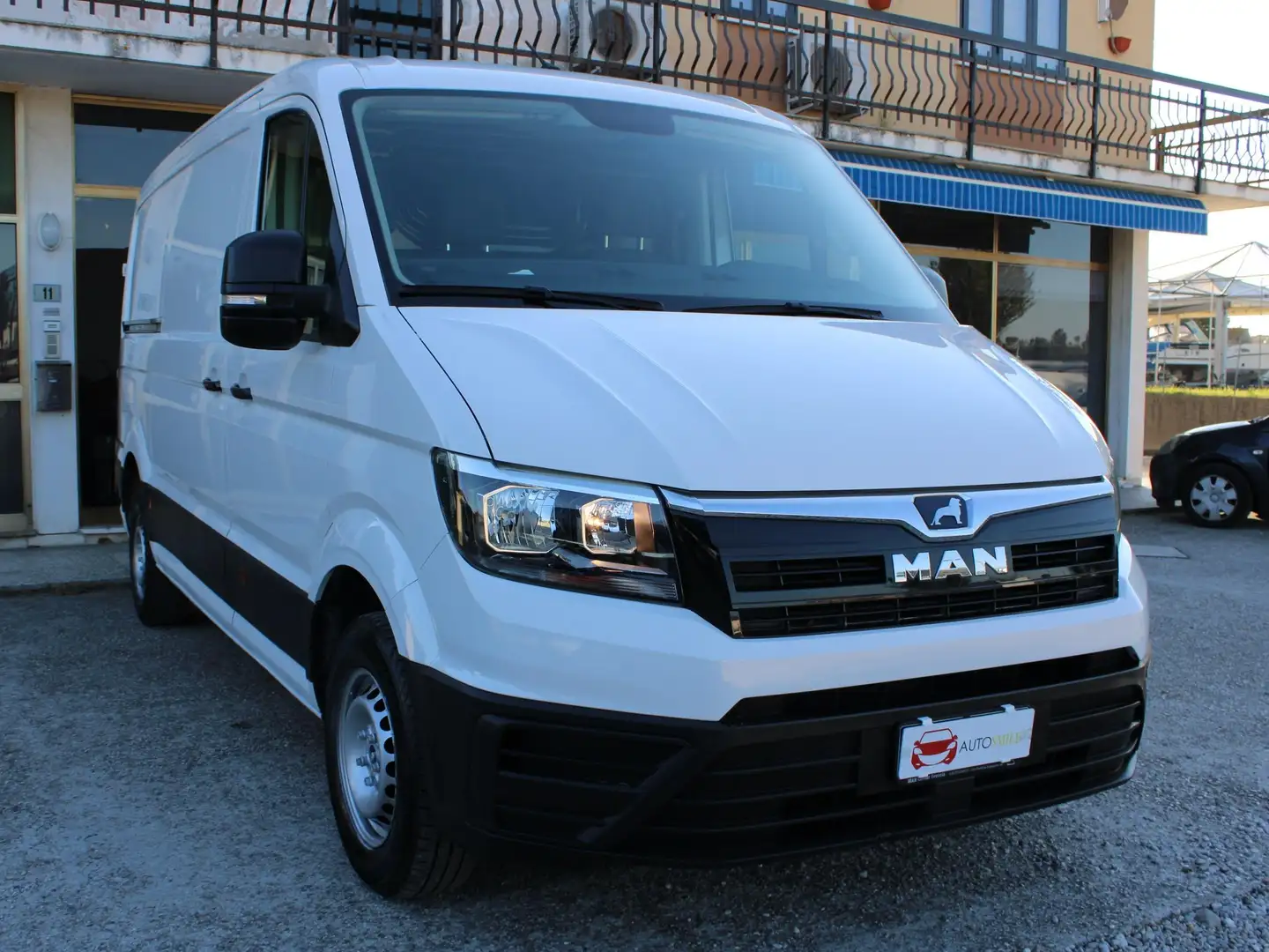 MAN TGE 140CV 2.0 TDI PM-TA FURGONE 3 posti Bianco - 1