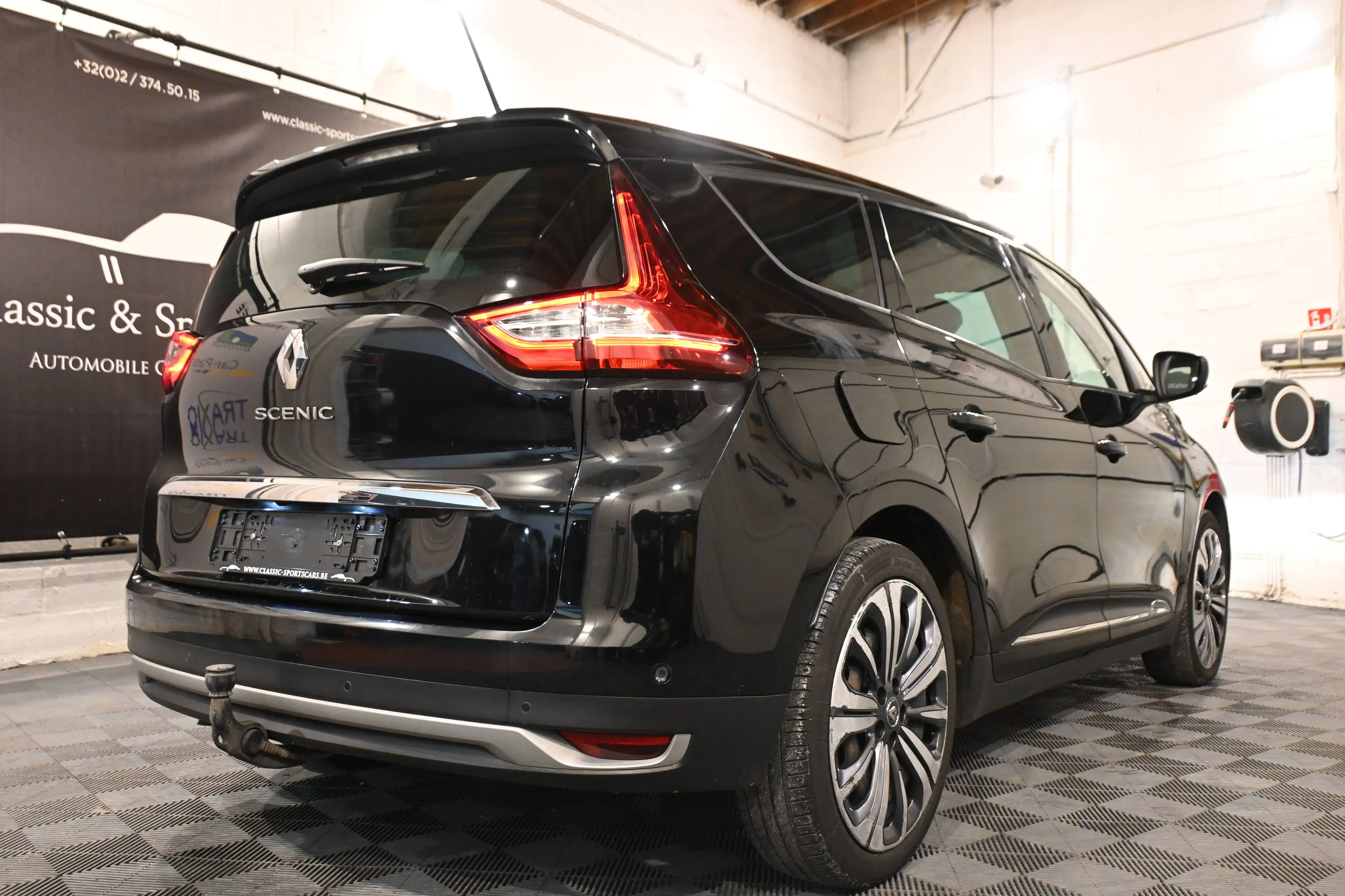 Renault Scenic Scenic 1.33 TCe AUTO / CAMERA / GPS NAVIGATION / LEDS / CRUISE / ATTELAGE AMOVIBLE !! — photo 6