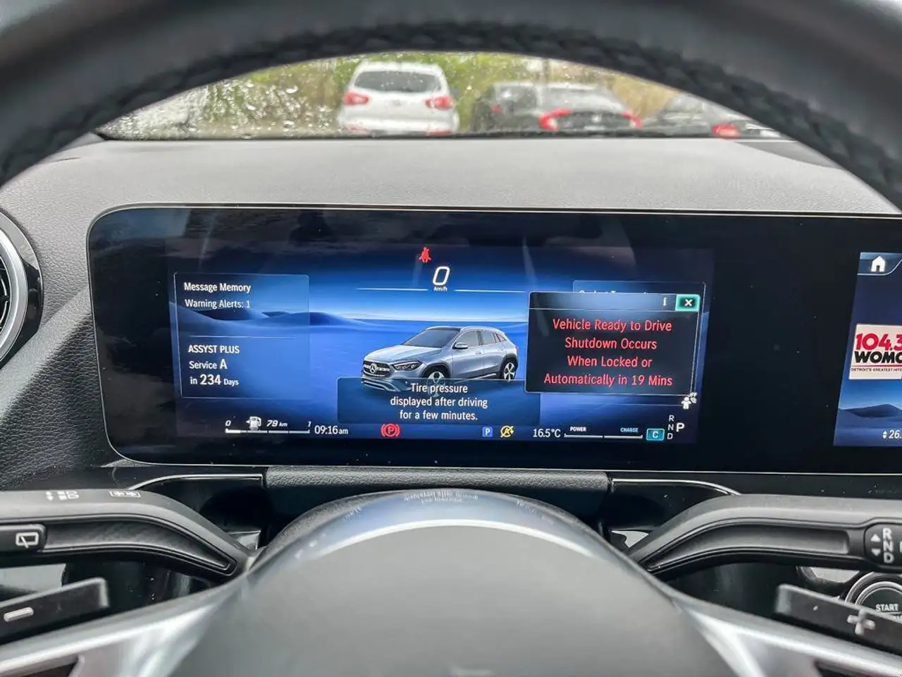 Mercedes-Benz GLA снимка Mercedes-Benz GLA